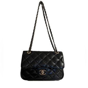 CC Classic Black Quilted Shoulder Bag